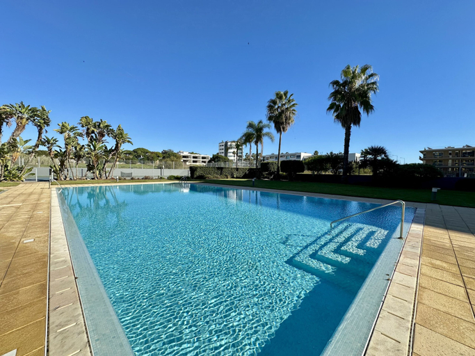 Primary image, Quarteira Stylish 3 With Pool by Homing, Loulé