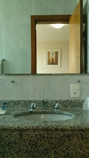 Bathroom 3, Americas Gaivota Hotel, Rio de Janeiro