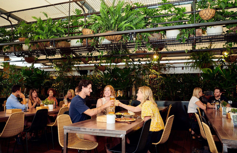 Food & Drinks 5, Norfolk Hotel, Fremantle
