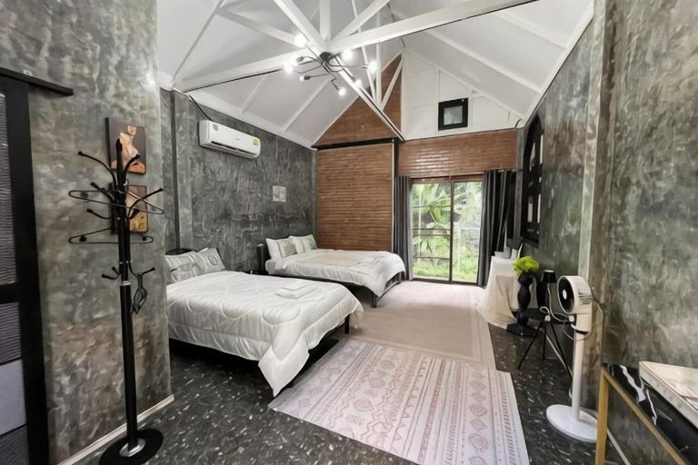 Room, Vrapat, Chiang Dao