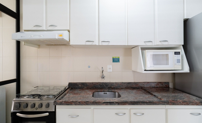 Private kitchen, 3BR apt W/bbq 240m sea Bombas/sc Cay0123, Bombinhas