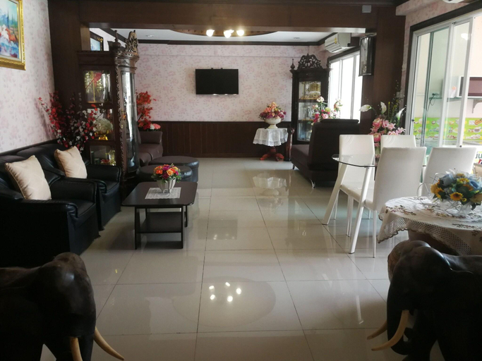 Public Area 2, Home Sweet Home Place, Muang Lop Buri