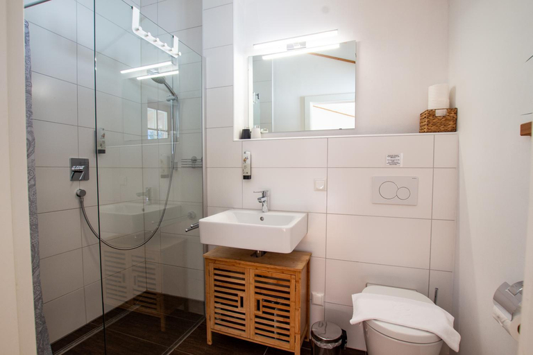 Bathroom 3, Tauerndorf Enzingerboden Ski in&out - Steinbock Lodges, Zell am See