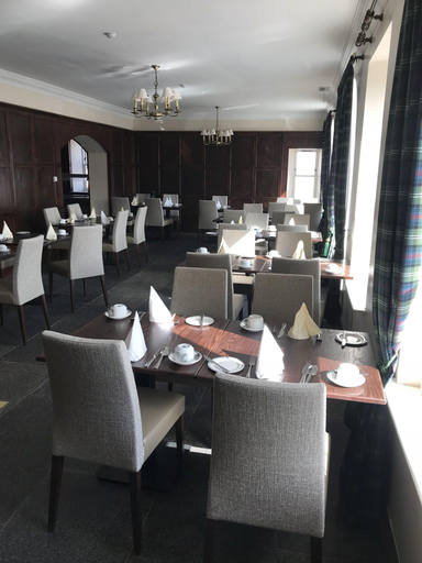 Food & Drinks 3, Bridge Hotel , Highland