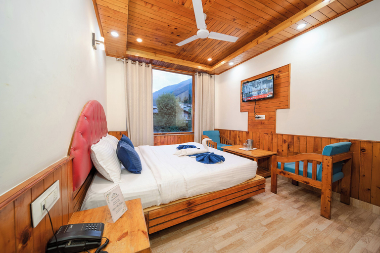 Bedroom 4, The Veer Villa, Kullu