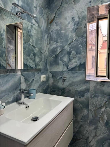 Bathroom 4, B&B Mimela, Napoli