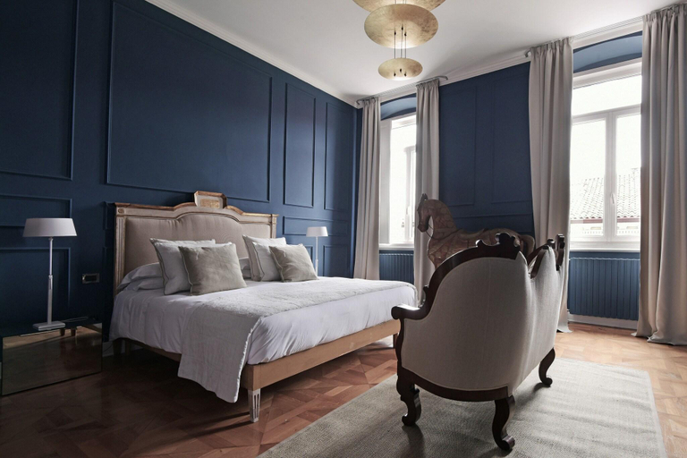 Bedroom 3, Seven Historical Suites, Trieste