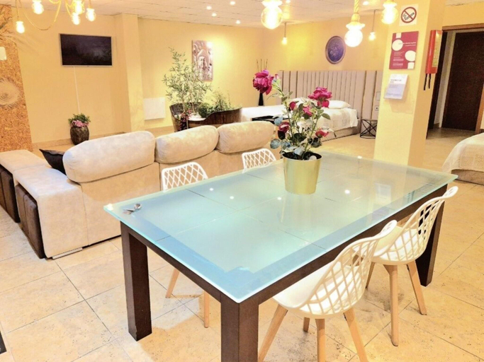 Public Area, Equinaturi, Santo Tirso