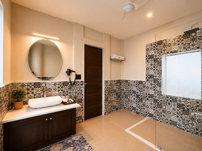 Bathroom 4, Barliyas Heritage Boutique Hotel, Udaipur