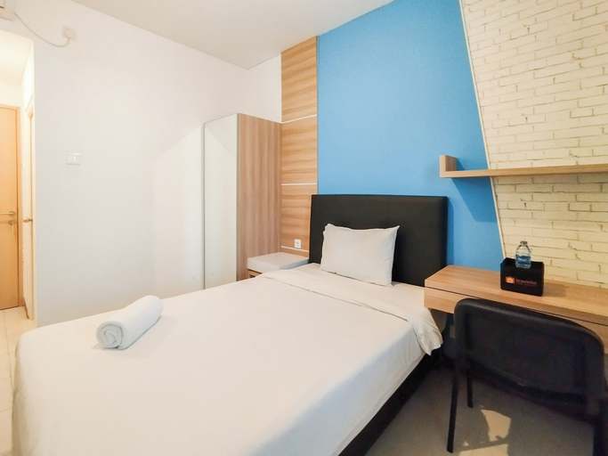 Room 3, Classic Studio (No Kitchen) With City View At Lodge Paskal Apartment, Bandung