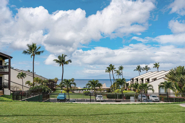 Property grounds 3, Hale Kamaole 150 - Great Ocean Views From Private Lanai, No Carpet, Split AC!, Maui