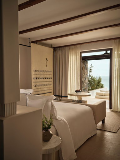 Room 4, Rosewood Blue Palace, Crete