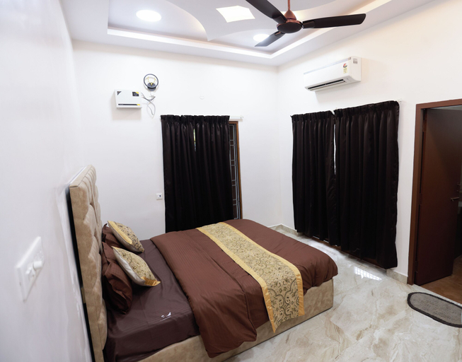 Room 1, Pearl Paradise, Kancheepuram