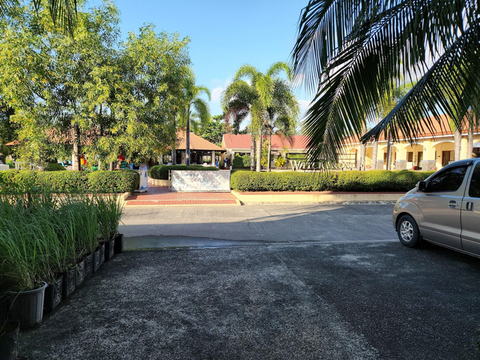 Exterior & Views 2, Subic Waterfront Resort And Hotel, Olongapo City