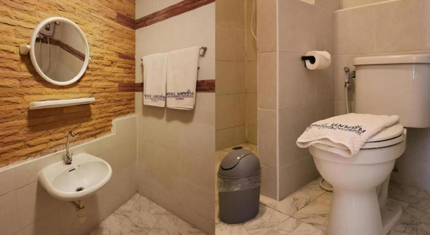 Bathroom 4, The Mansion Pakchong, Pak Chong