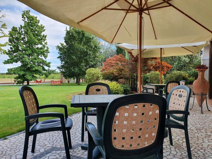 Others 5, B&B Villalta, Treviso