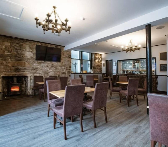 Food & Drinks 5, The Ben Mhor, Highland