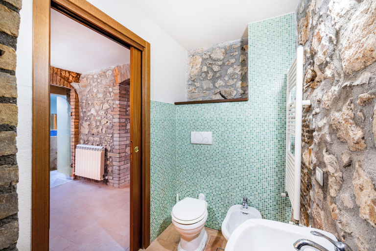 Bathroom 3, Beautiful Villa With Private Spa, Terni