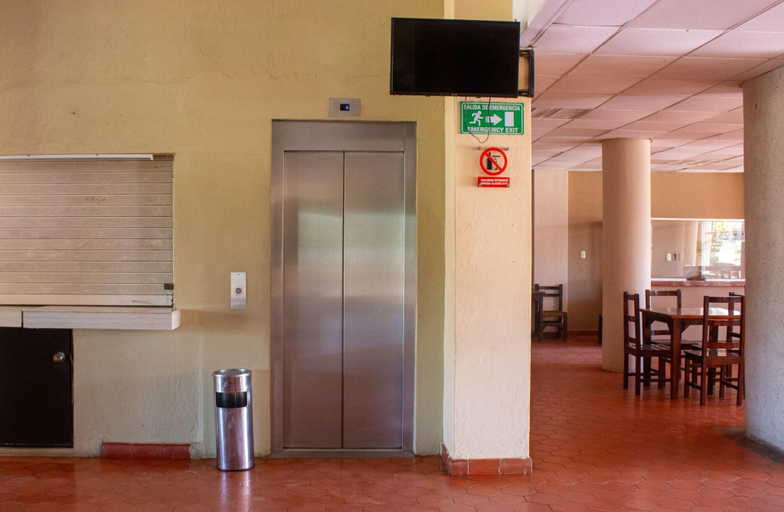 Public Area 2, Hotel Las Jacarandas, Mazatlán
