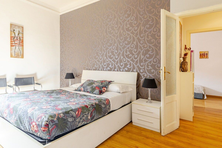 Bedroom 2, Rome La Sapienza Apartment, Roma