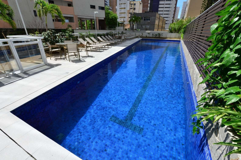 Pool 4, Flat 2 Quartos a 50m da Praia Perto da Feirinha, Fortaleza