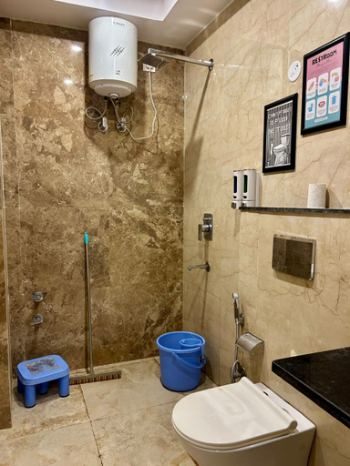 Bathroom 4, Namaste Hostel Rishikesh, Tehri Garhwal