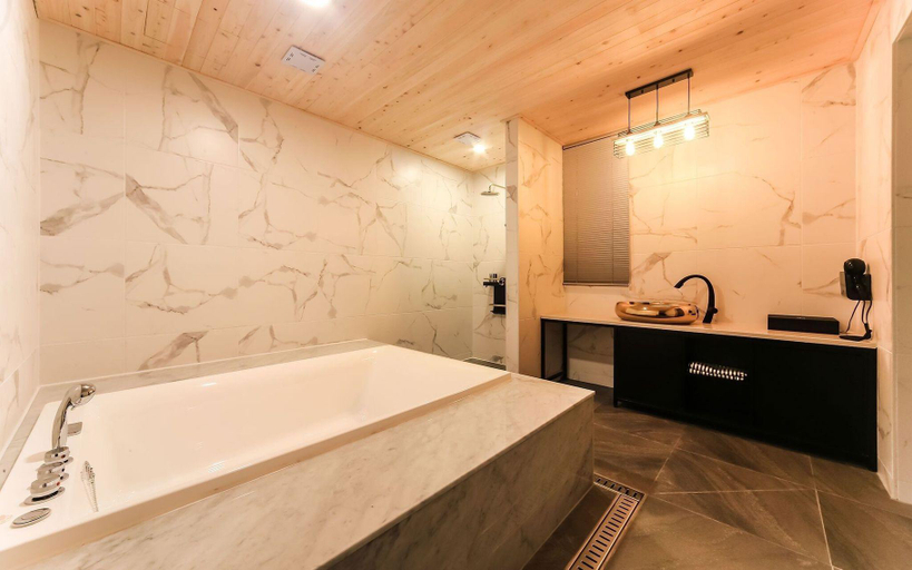 Bathroom, Gimhae Samgye Hotel Gain, Gimhae