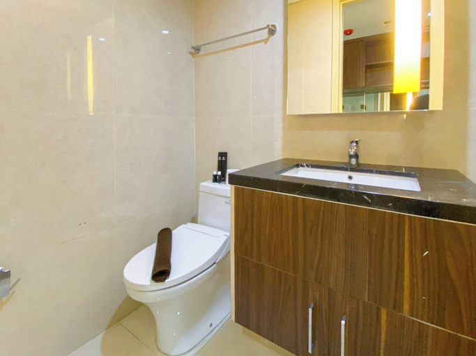 Bathroom 5, Homey And Comfort Living Studio Apartment Warhol (W/R) Residences, Semarang
