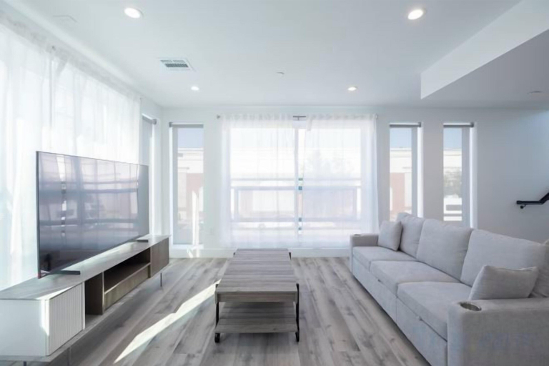 Living area 2, Luxury apartment Hotel in LA downtown, Los Angeles
