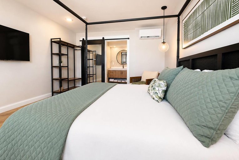 Bedroom 4, Bali Hai Resort, a Dazzler Select by Wyndham, Carteret