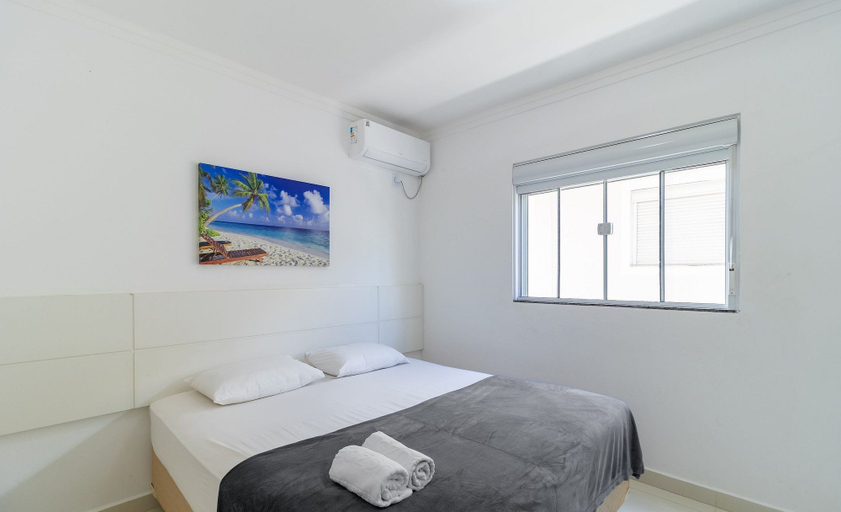 Room, Ap W/bbq 2 Bedrooms 900m From the Beach \- Rob203, Florianopolis