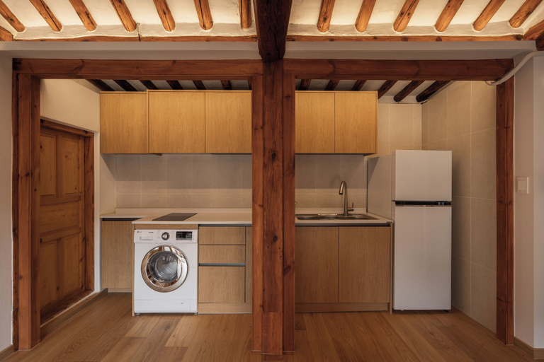 Private kitchen, The Prima Hotel Hanok Dambakjae Gahoe, Jongno