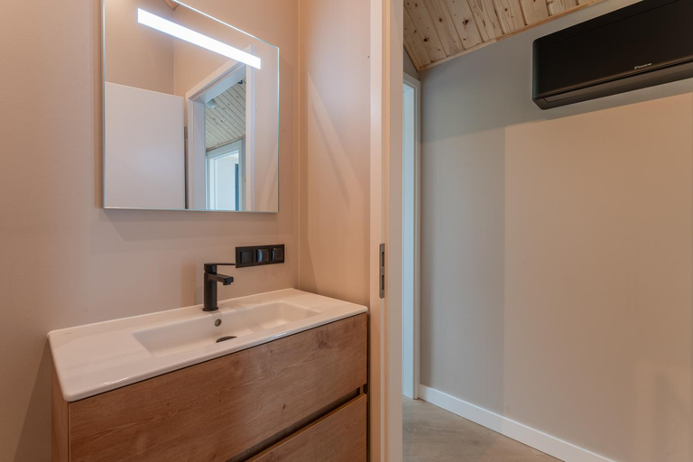 Bathroom 2, De IJsvogel - Het echte Veluwegevoel, Barneveld