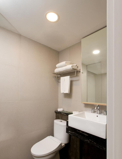 Bathroom 3, Hotel Santika Mega City Bekasi (permanently closed), Bekasi
