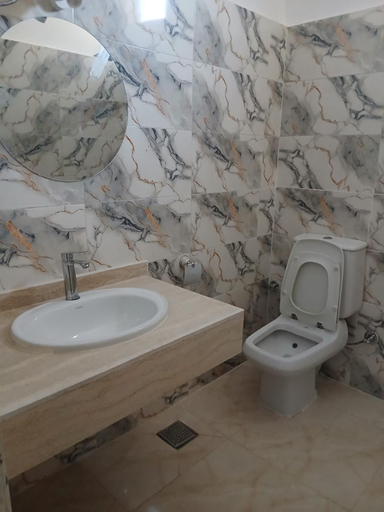 Bathroom 4, Rose Guest House 您在盧克索的第二個家, Luxor