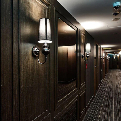Public Area 4, Hotel Wanted, Seo