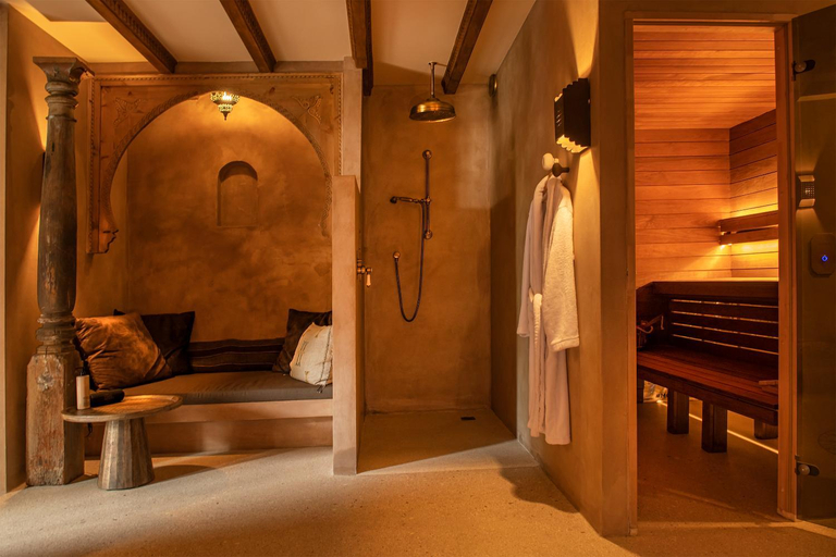 Bedroom 3, Fortuna Spinoza, Waterland