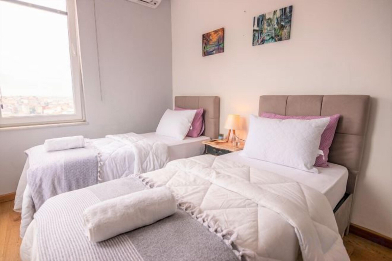 Bedroom 3, Gorgeous Two Bedroom Apartment - Roya, Beyoğlu