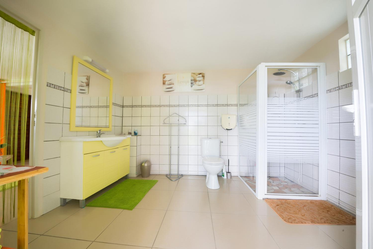 Bathroom, Appartement charmant a Riviere-Salee, 45 m² avec terrasse privee, Rivière-Salée