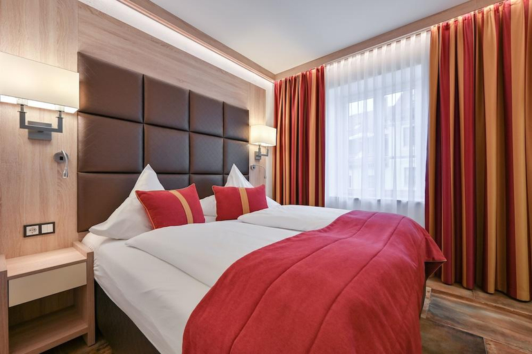 Bedroom 3, Hotel Ludwigs, Ostallgäu