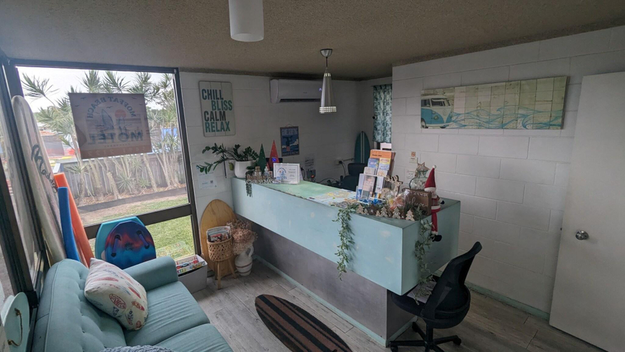 Public Area, Moffat Beach Motel Caloundra, Caloundra - Caloundra N.