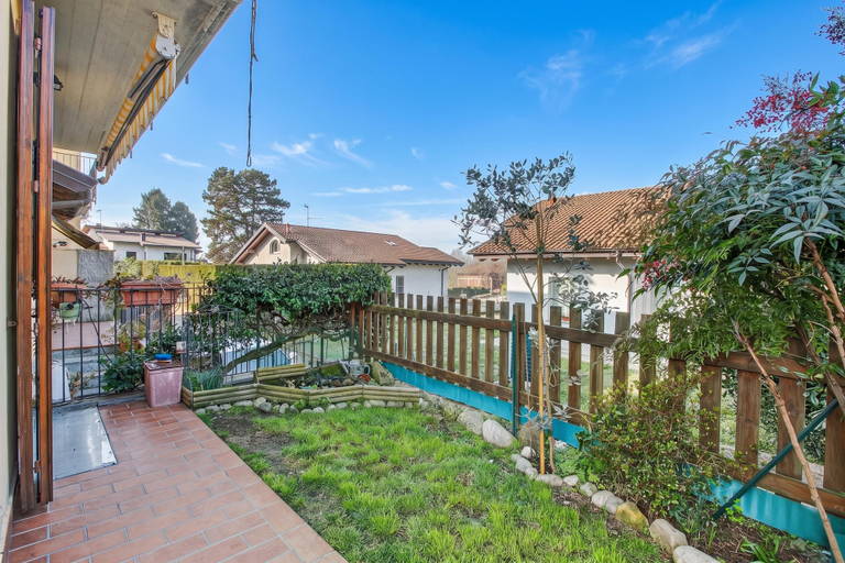 Garden 5, Alba Rosa Apartment - 2 Bed, 2 Bath, Varese