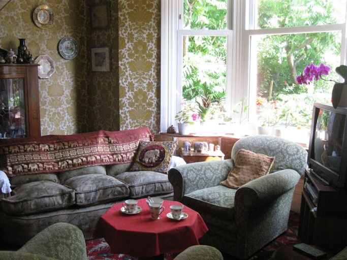 Public Area, Grove Guest House, London