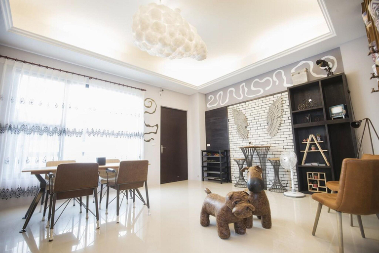 Public Area 2, East Cube B&B, Pingtung