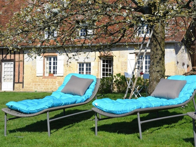 Exterior & Views 5, Maison D'hôtes La Bihorée, Calvados