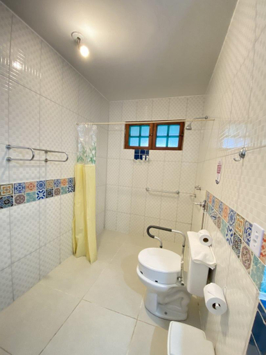 Bathroom 3, Canto Do Rio, São Sebastião