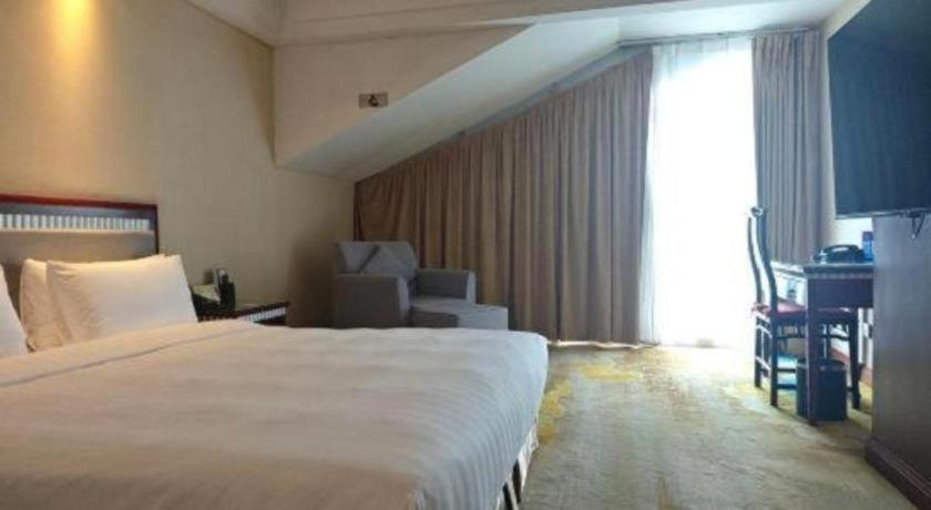 Bedroom, Broadcasting Tower Beijing Hotel, Beijing