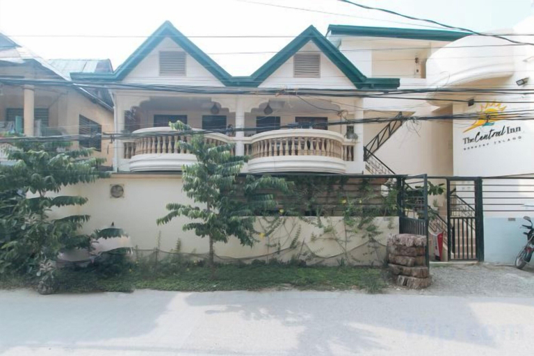 Exterior & Views 2, RedDoorz @ The Central Inn Boracay Island, Malay