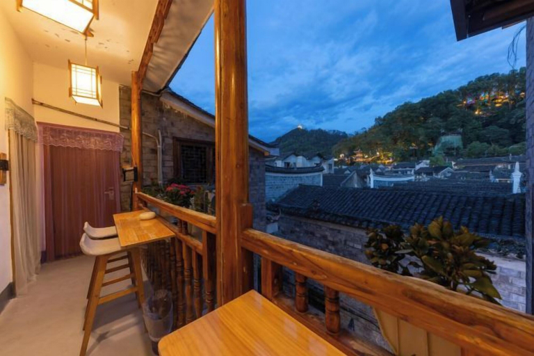 Outdoor dining, Tuoshui Ballad Courtyard Boutique Inn, Xiangxi Tujia and Miao