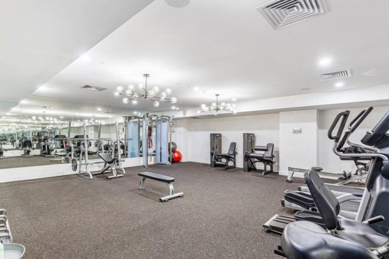 Fitness facility, Brand New! Luxe 3-Bed Apartment In Aotea Square, Waitakere